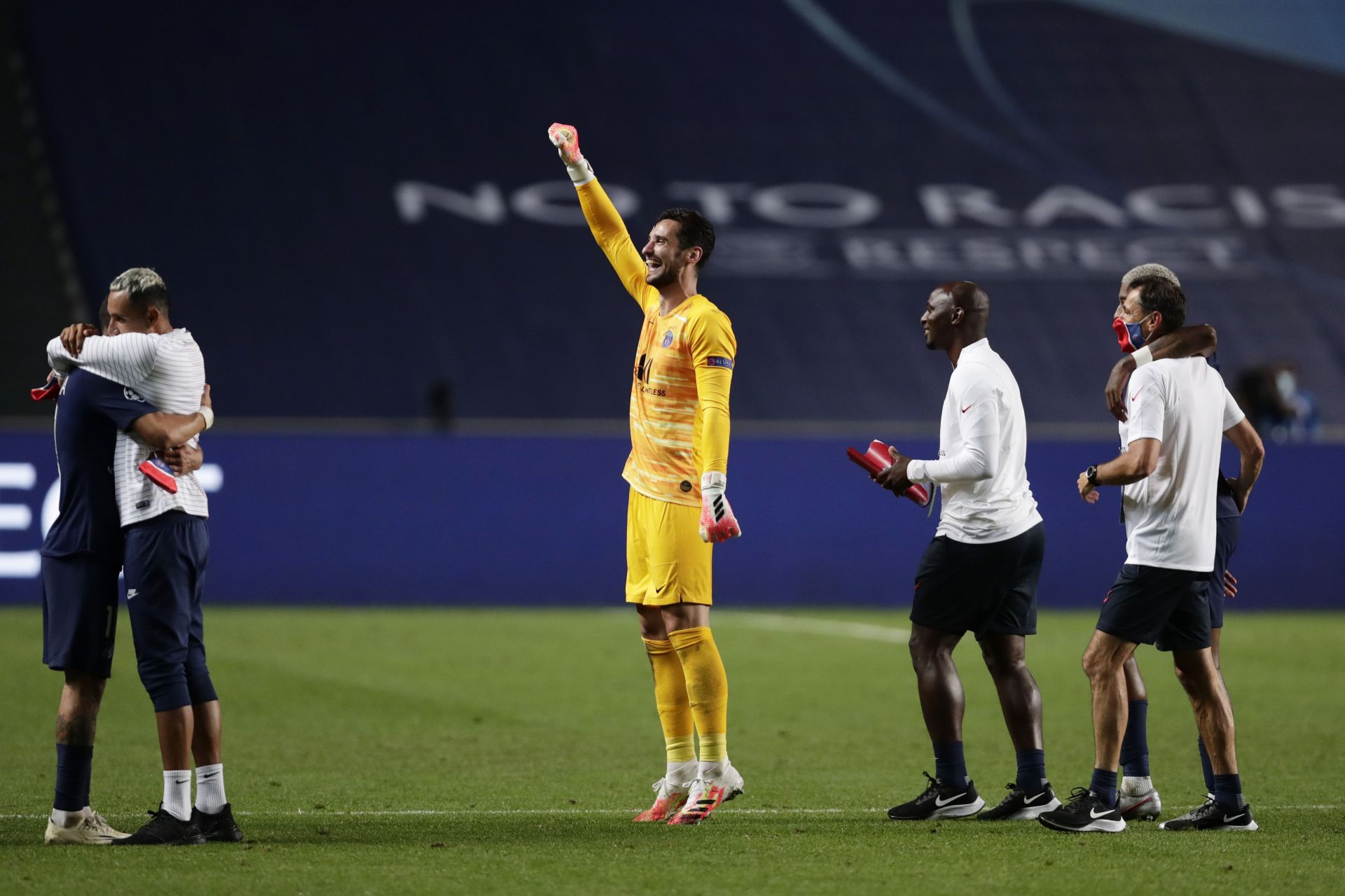 Sergio Rico has agreed to join Mallorca on loan this month.