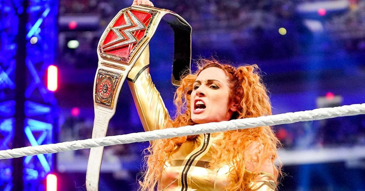 Becky Lynch retains her WWE RAW Women&#039;s title at Royal Rumble