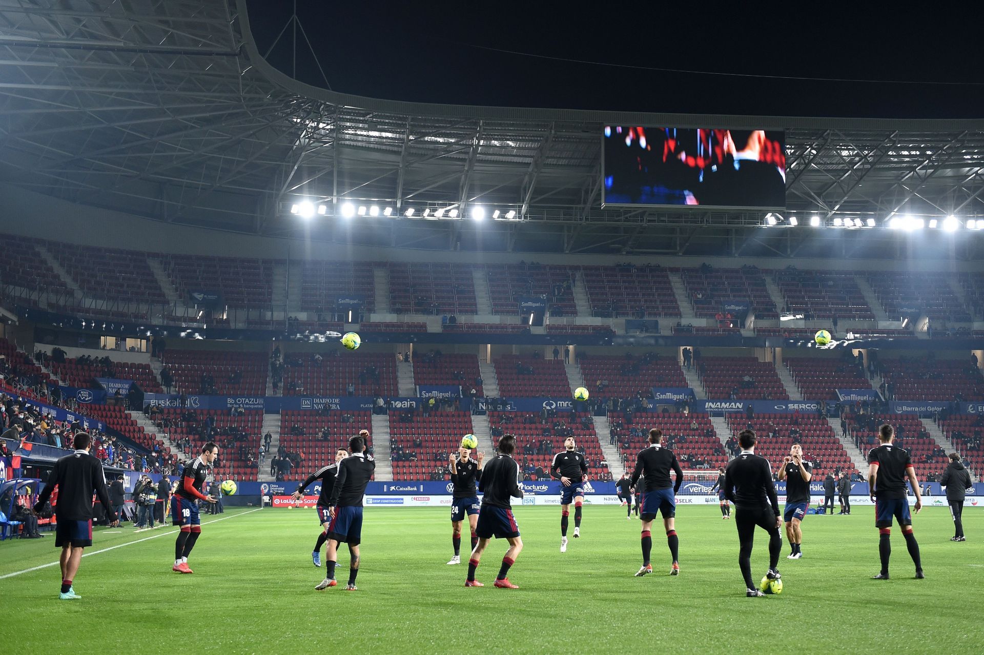 CA Osasuna face a tricky cup visit to the Estadi Municipal de Montilivi on Thursday.