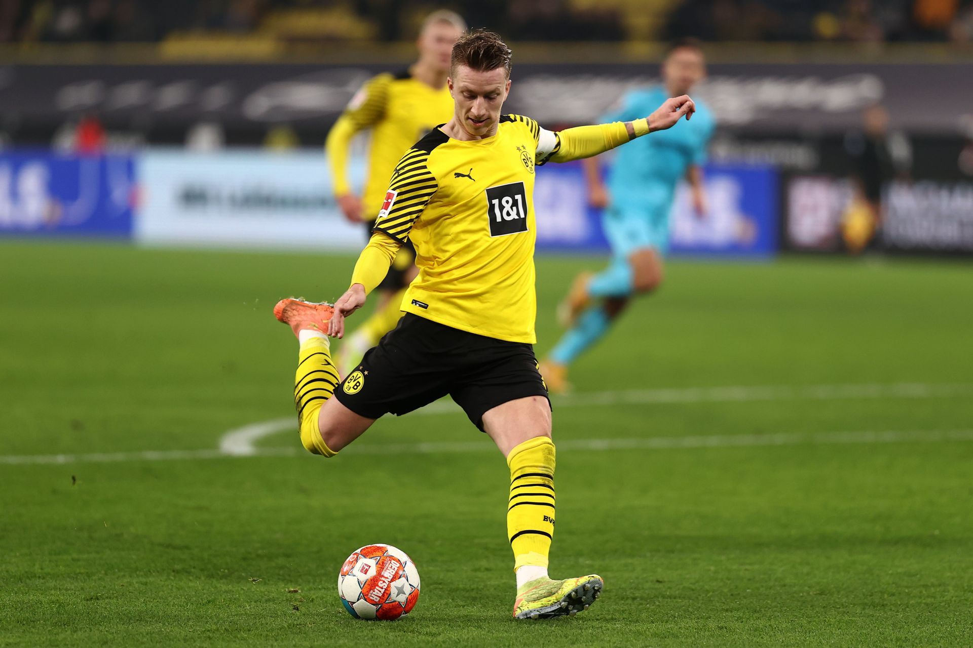 Borussia Dortmund v SpVgg Greuther Fürth - Bundesliga