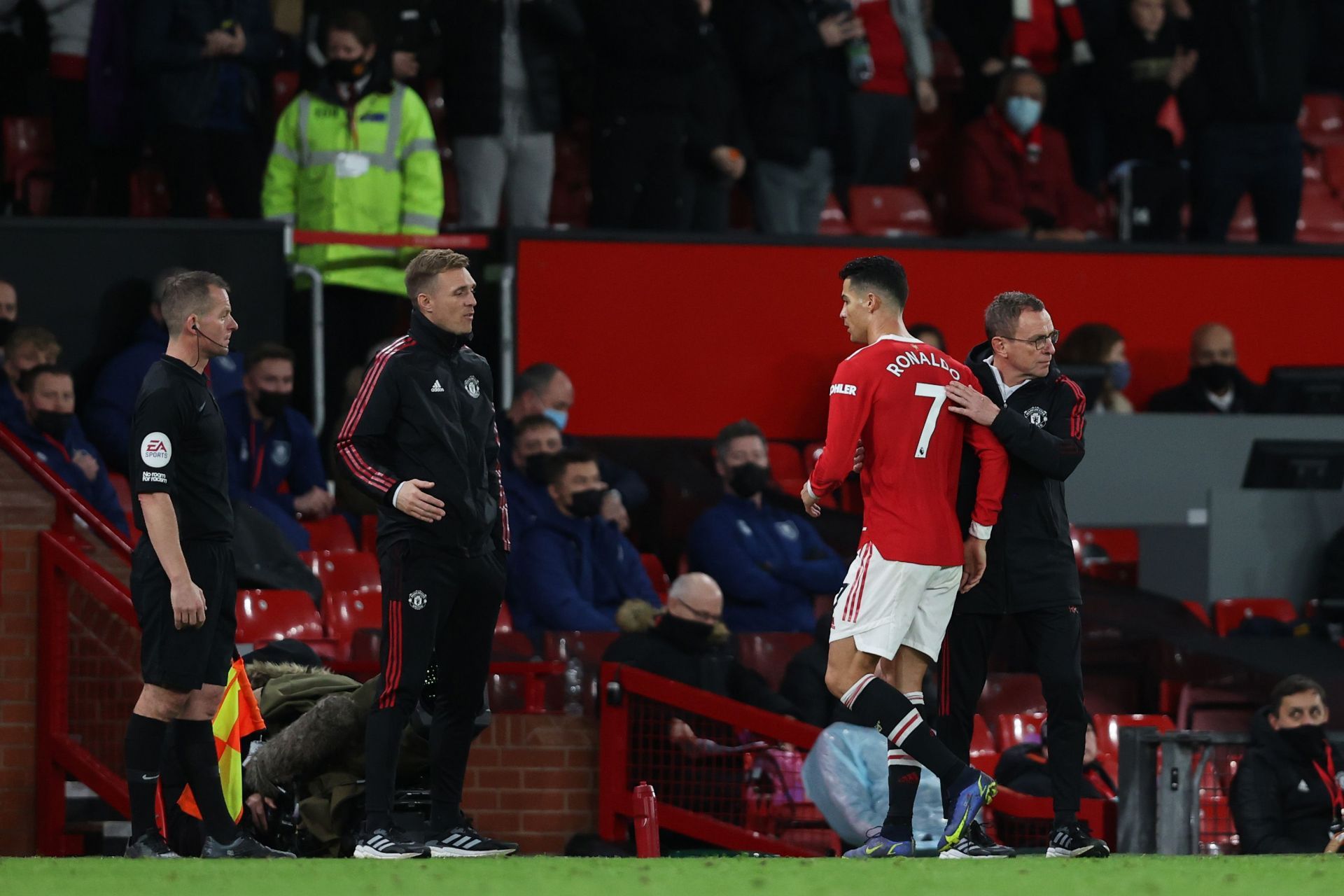 Manchester United v Burnley - Premier League