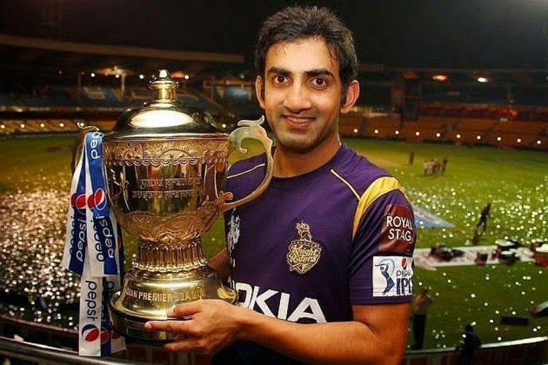 Gautam Gambhir with the Pepsi IPL trophy