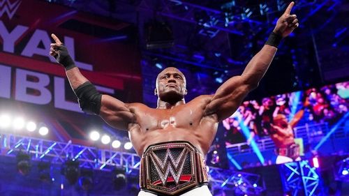 Former WWE Champion Bobby Lashley was injured at WWE Elimination Chamber!