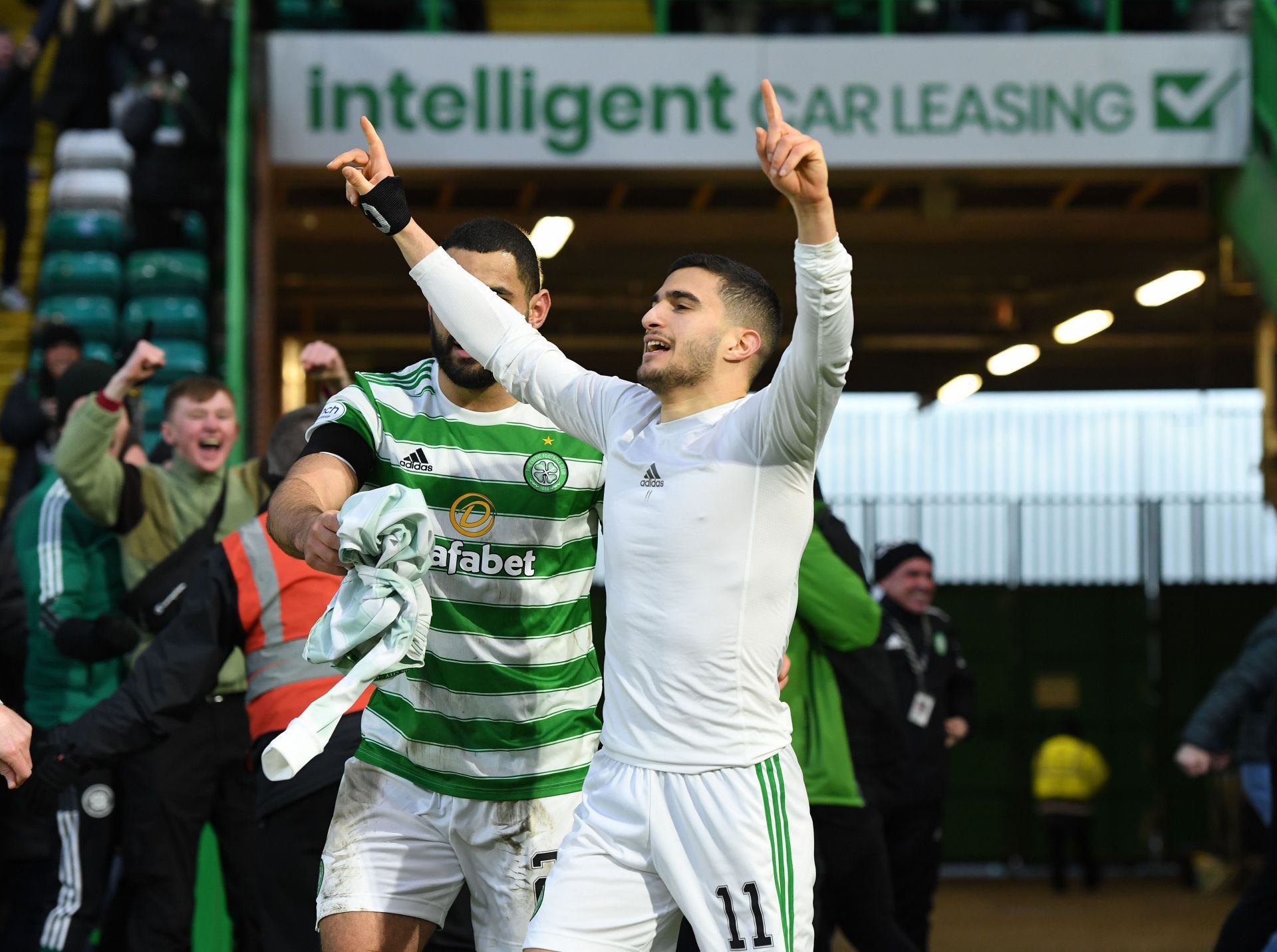 Celtic will face St. Johnstone on Saturday