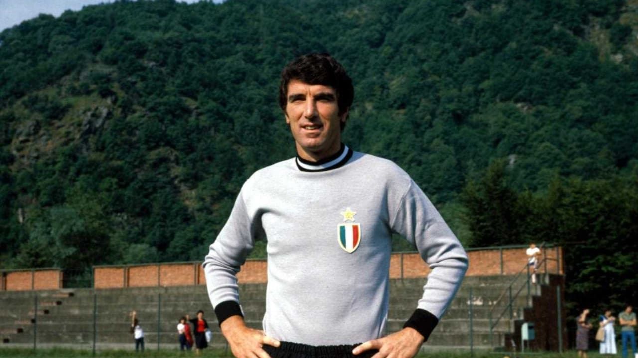 Dino Zoff, in action for Juventus
