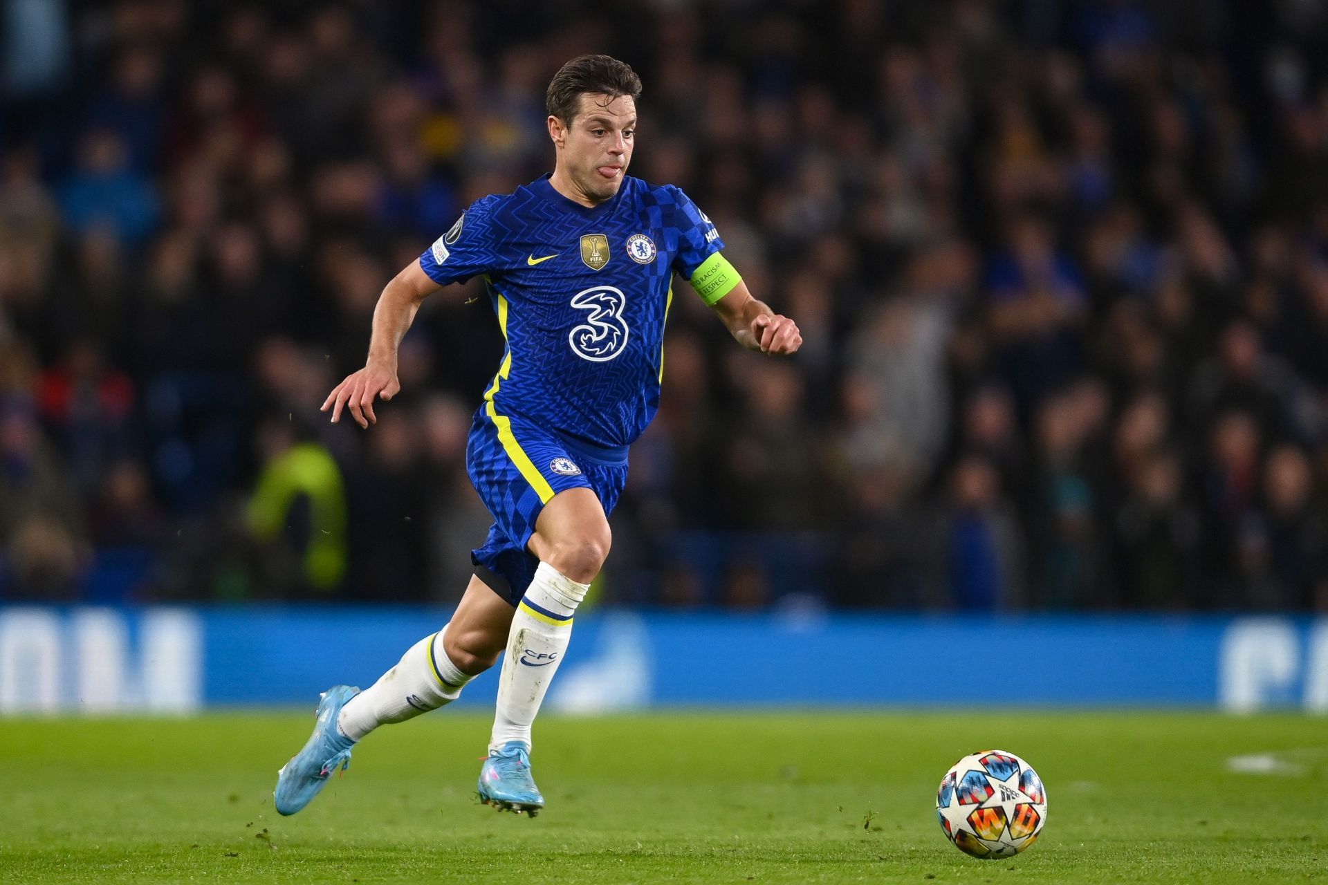 Cesas Azpilicueta in action v Lille OSC: Round Of Sixteen Leg One - UEFA Champions League