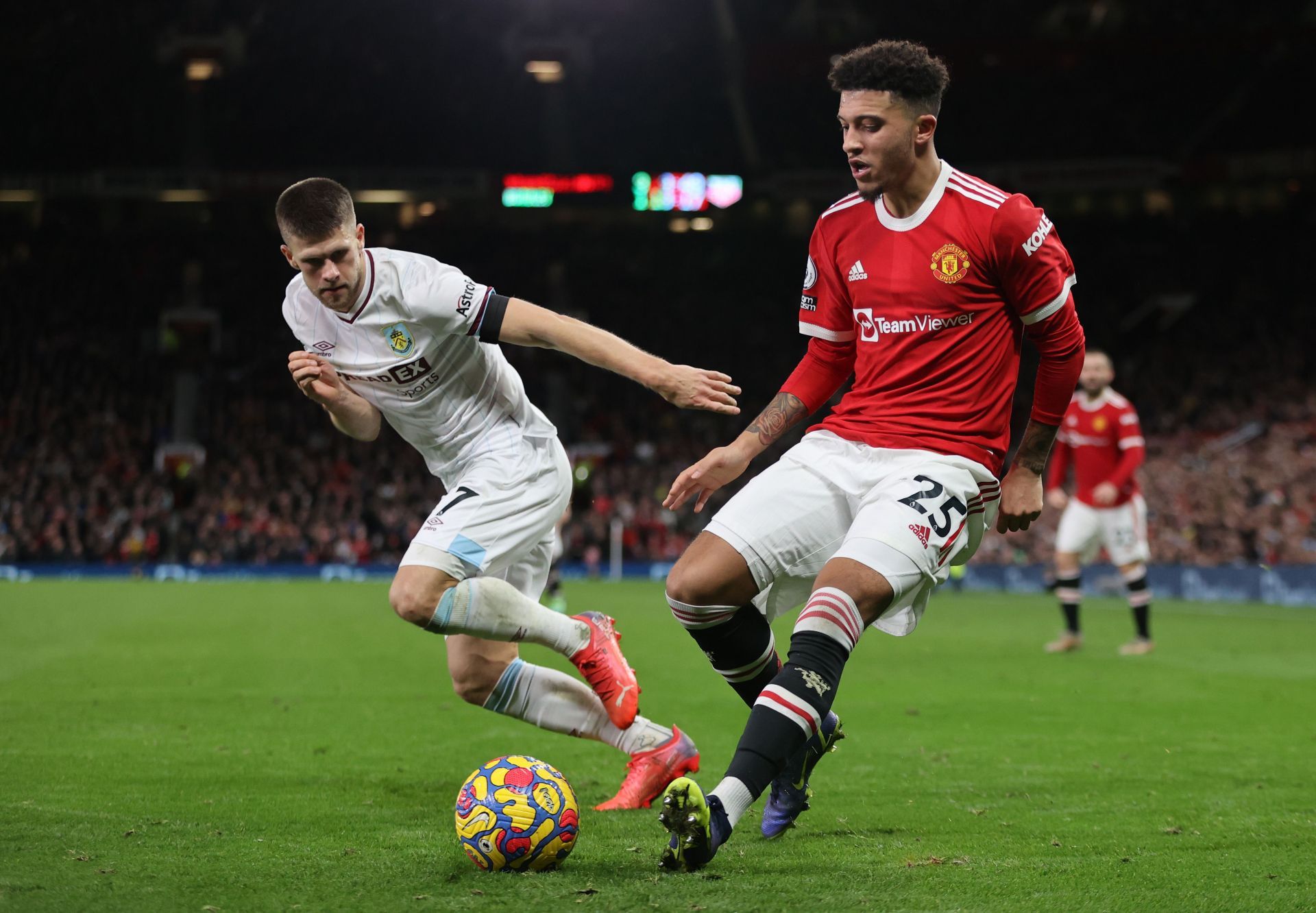 Manchester United v Burnley - Premier League