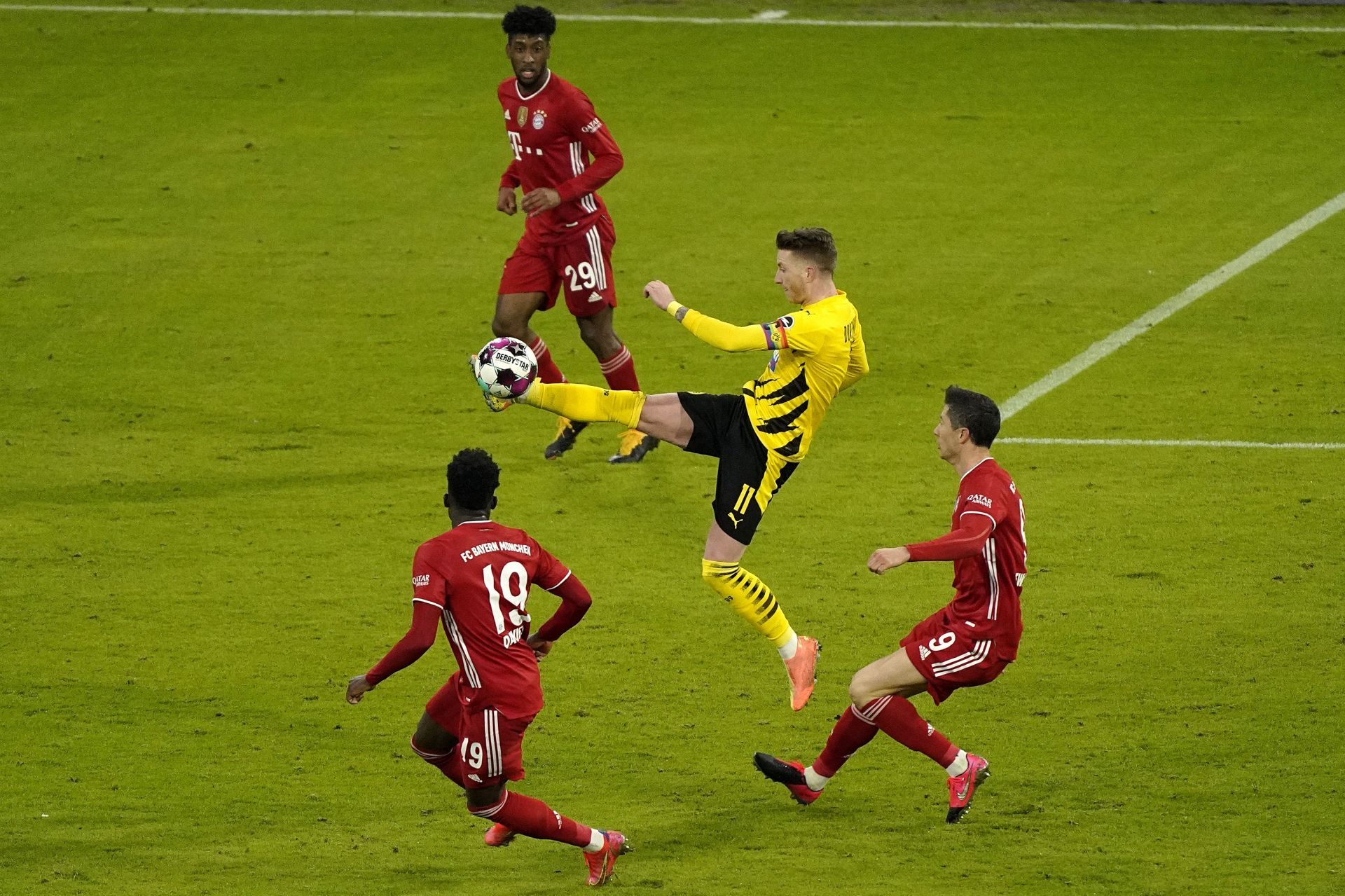 FC Bayern Muenchen v Borussia Dortmund - Bundesliga