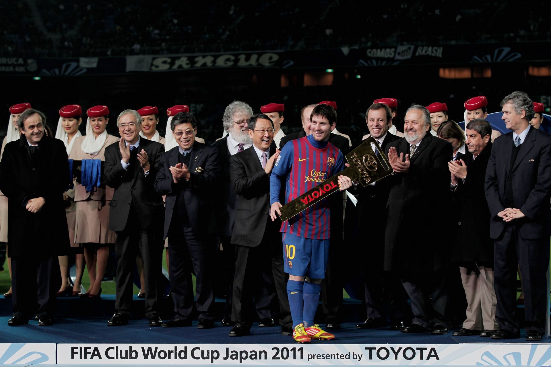 Santos v FC Barcelona - FIFA Club World Cup Final