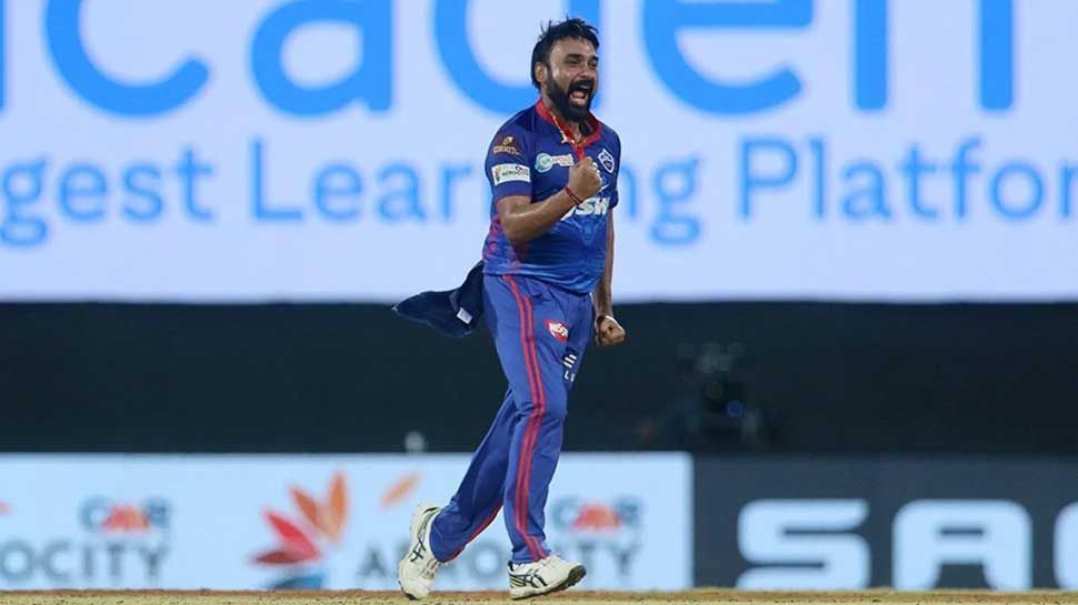 Amit Mishra is the 3rd highest wicket-taker in IPL history [Image- IPLT20/BCCI]