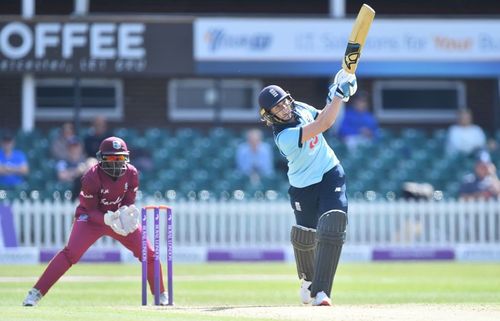 England lead West Indies 4-0 in the women's ODI cricket WC.