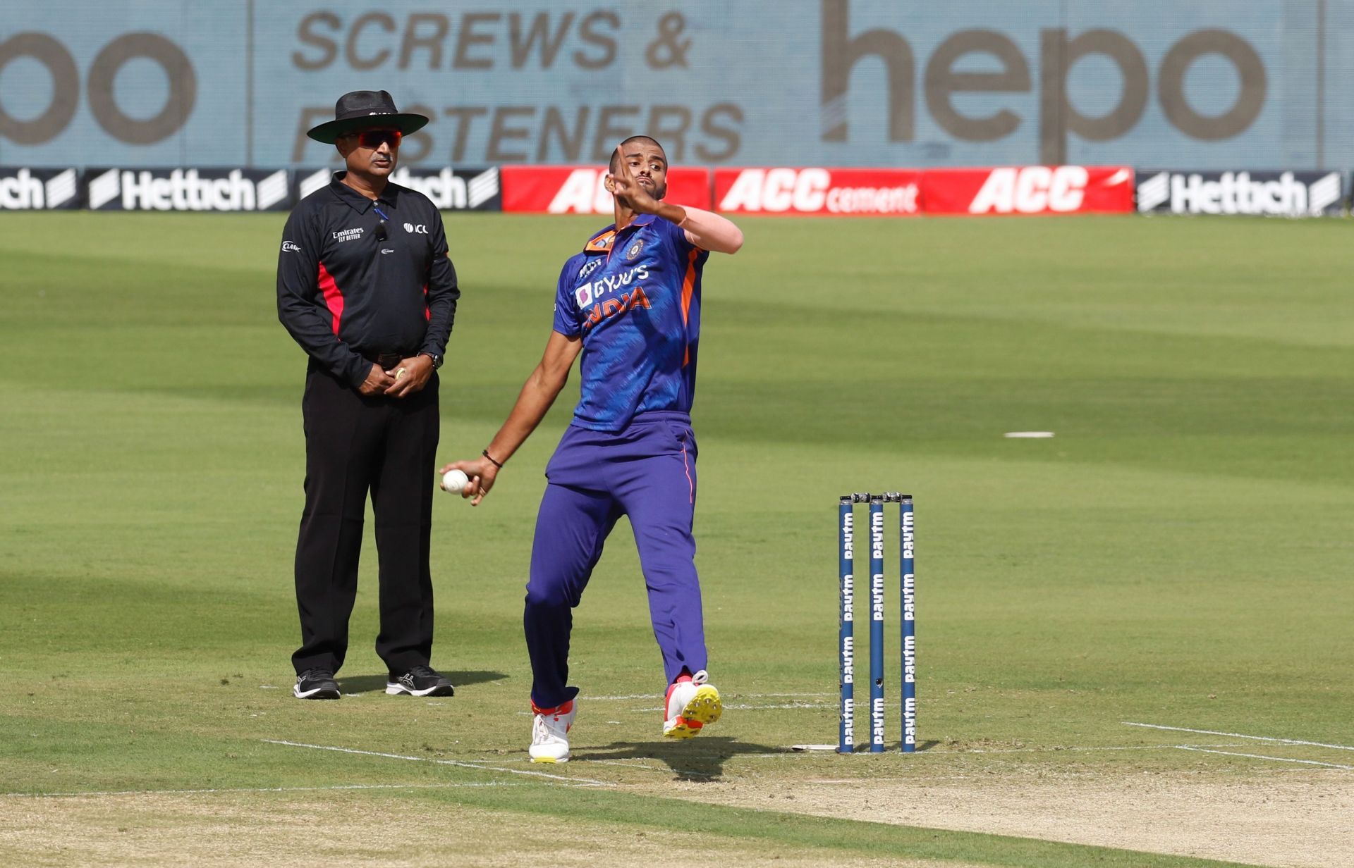 Washington Sundar is known to be a restrictive bowler [P/C: BCCI]