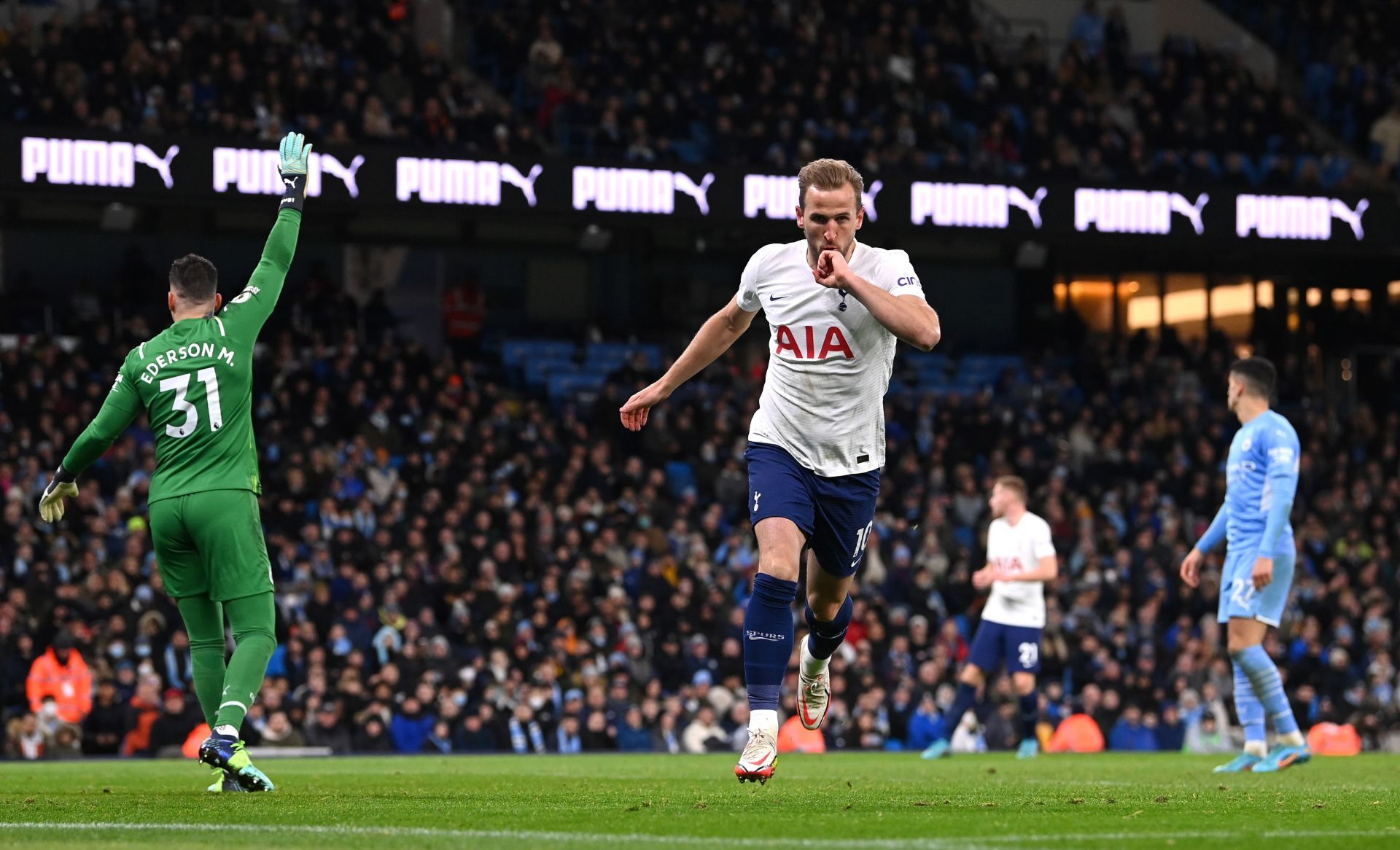  Tottenham Hotspur duo Harry Kane and Son Heung-min have equalled the all-time record for Premier League goal combinations