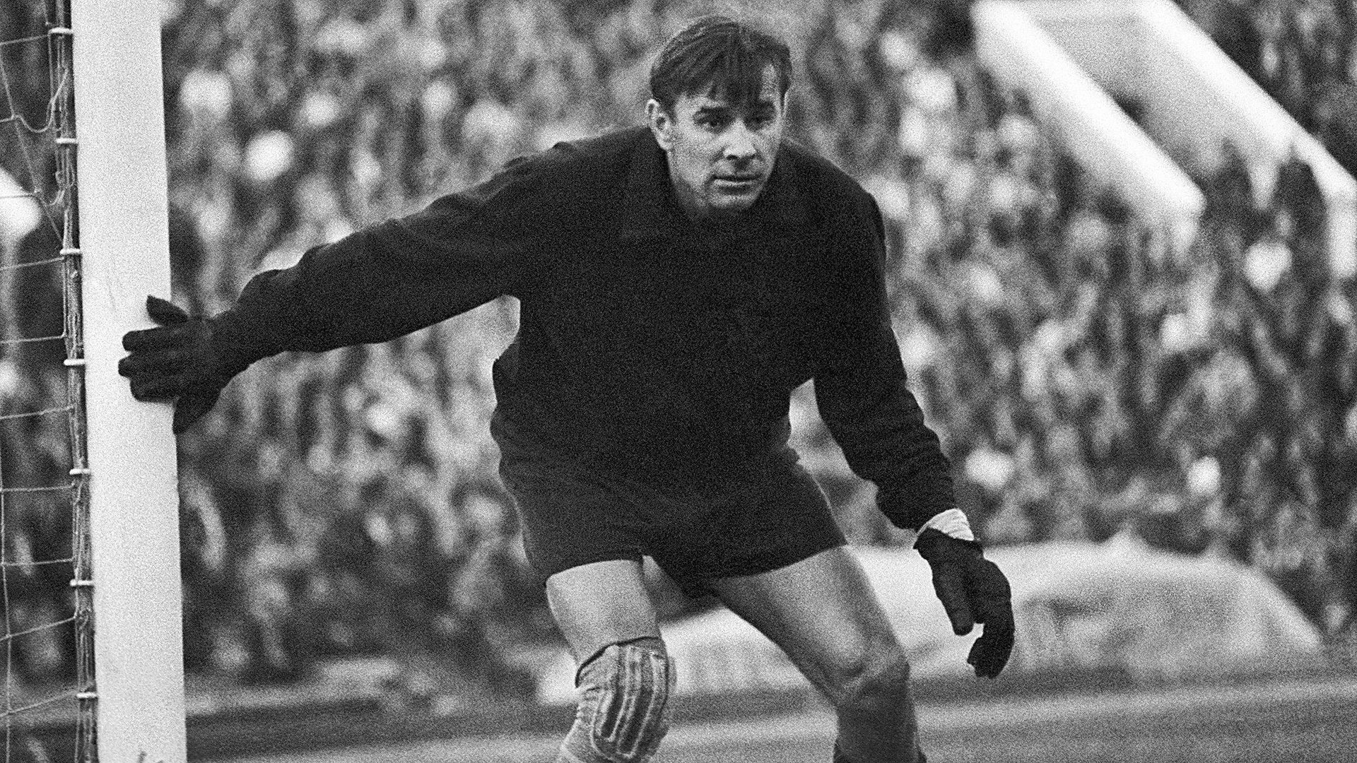 Lev Yashin, in action for Soviet Union
