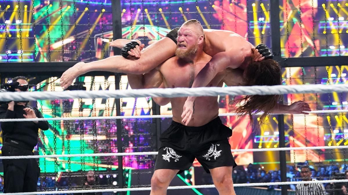 WWE दिग्गज ब्रॉक लैसनर का F5 मूव काफी खतरनाक है