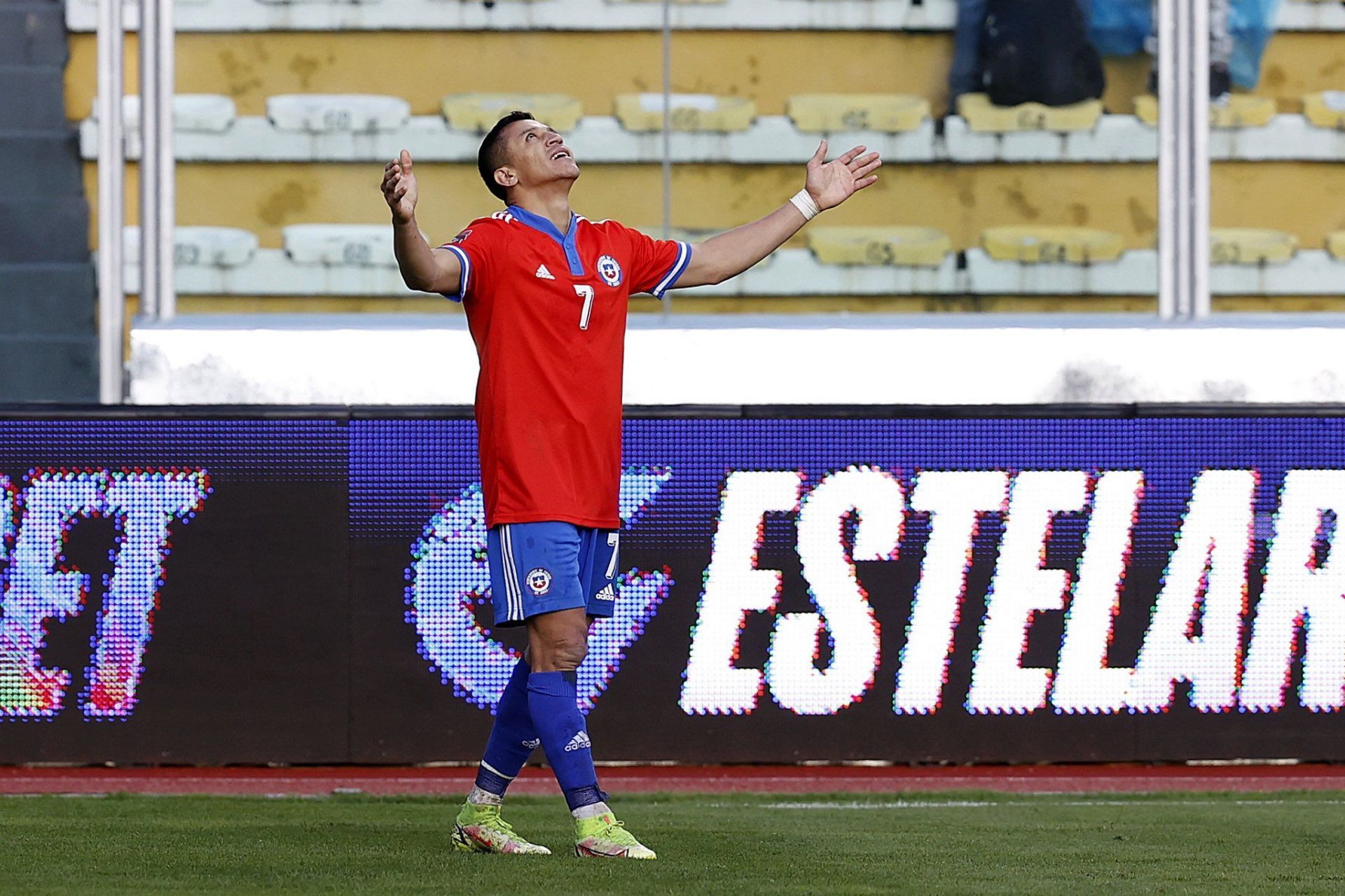 Chile defeated Bolivia 3-2 in the World Cup qualifiers