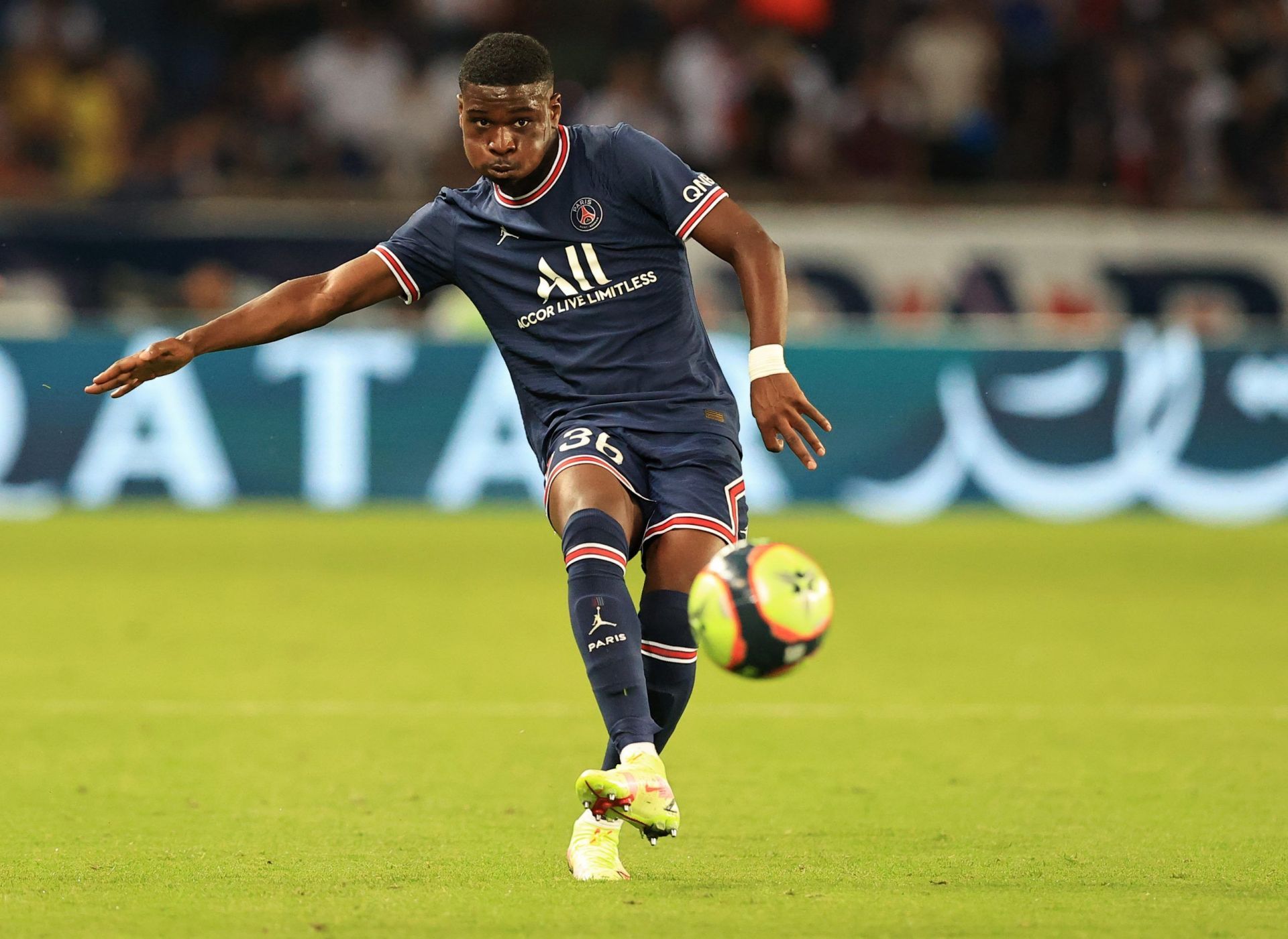 Eric Ebimbe in action for Paris Saint-Germain