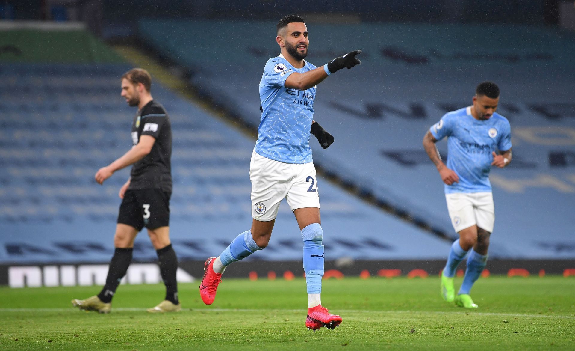 Manchester City v Burnley - Premier League