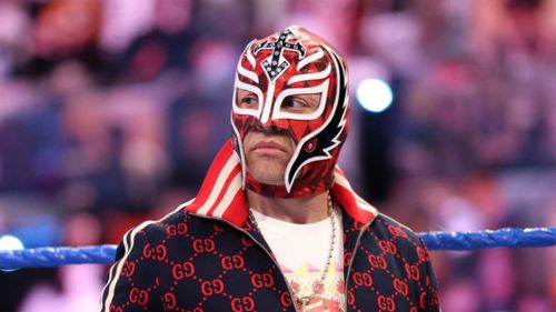 Rey Mysterio is the 2006 Royal Rumble winner