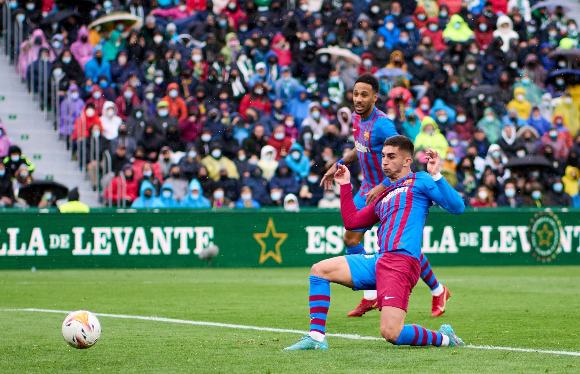 Elche CF v FC Barcelona - La Liga Santander