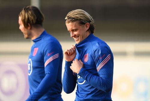 Chelsea's Conor Gallagher (Foreground) during an England Training Session