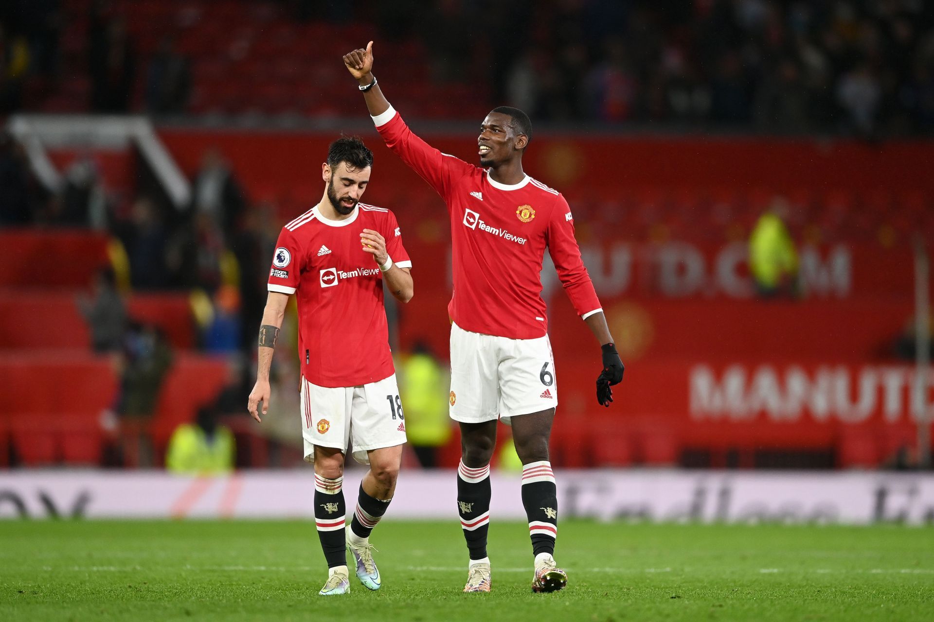 Despite the presence of Paul Pogba (R) and Bruno Fernandes, the Red Devils&#039; midfield appears thin.