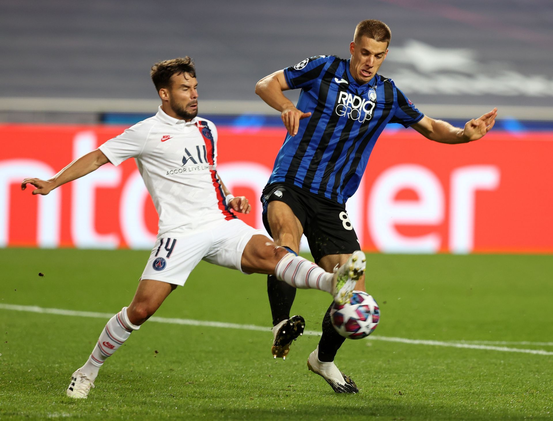 Atalanta v Paris Saint-Germain - UEFA Champions League Quarter Final