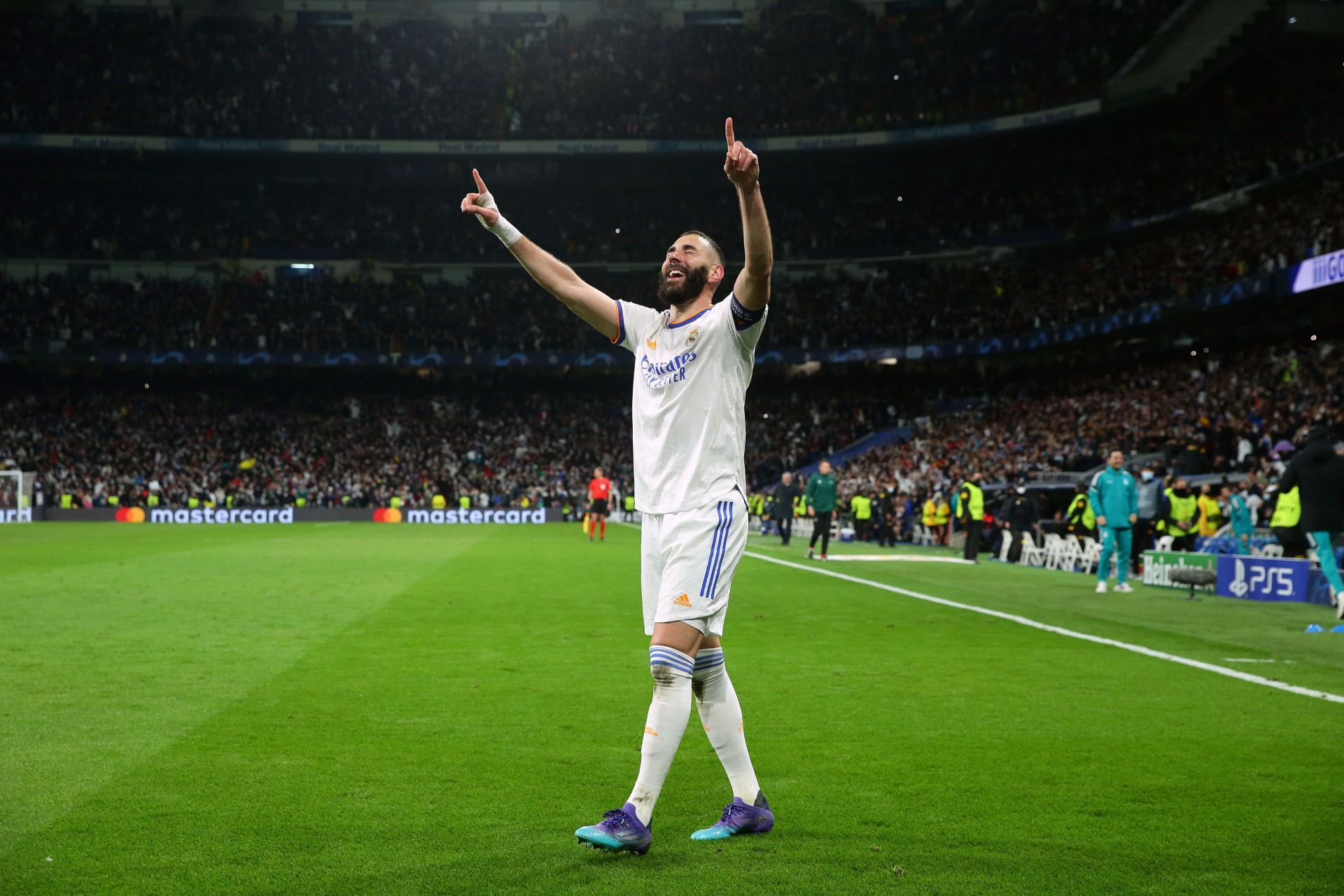 Enter captionBenzema scored a hat-trick for Real Madrid against PSG