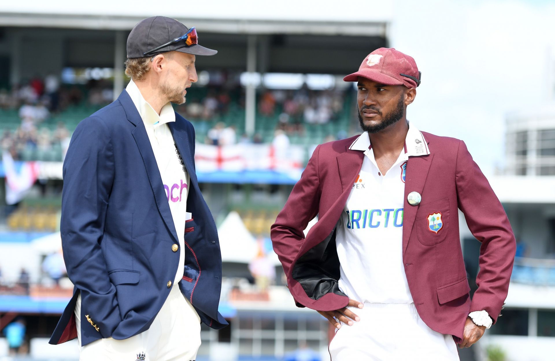 Joe Root (left) and Kraigg Brathwaite. (Credits: Getty)