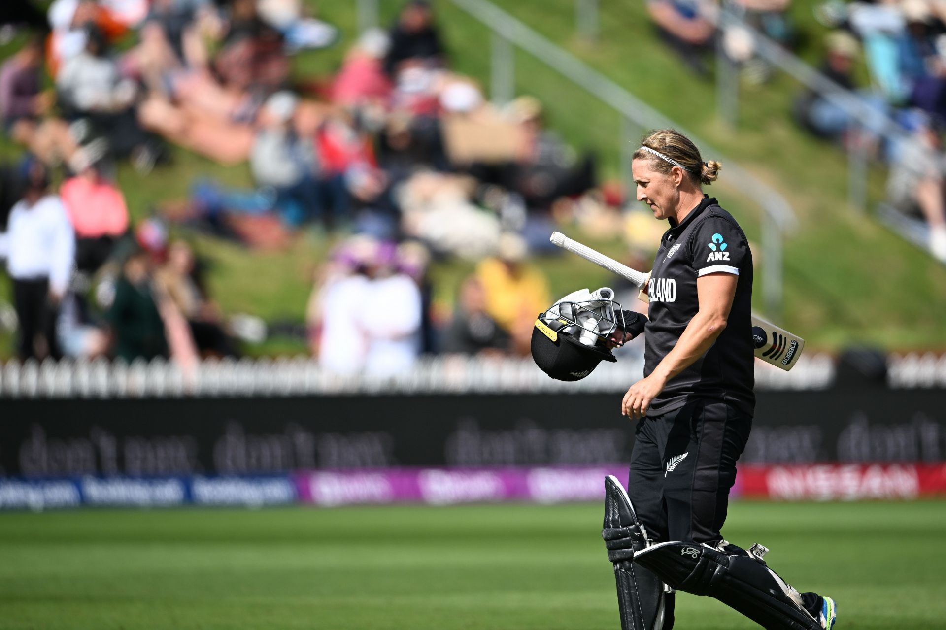 New Zealand v Australia - 2022 ICC Women's Cricket World Cup