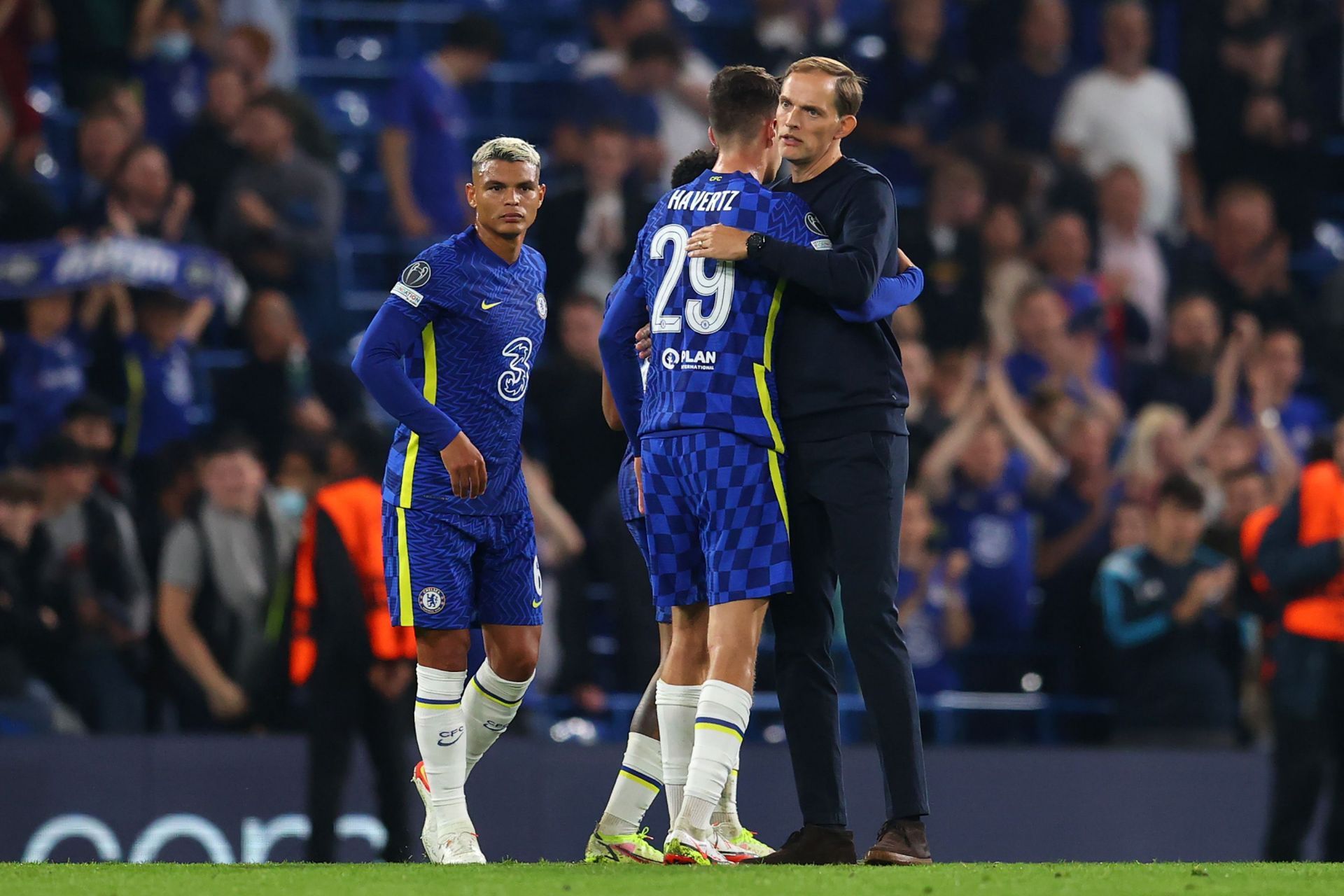 Kai Havertz (#29) with Chelsea boss Thomas Tuchel