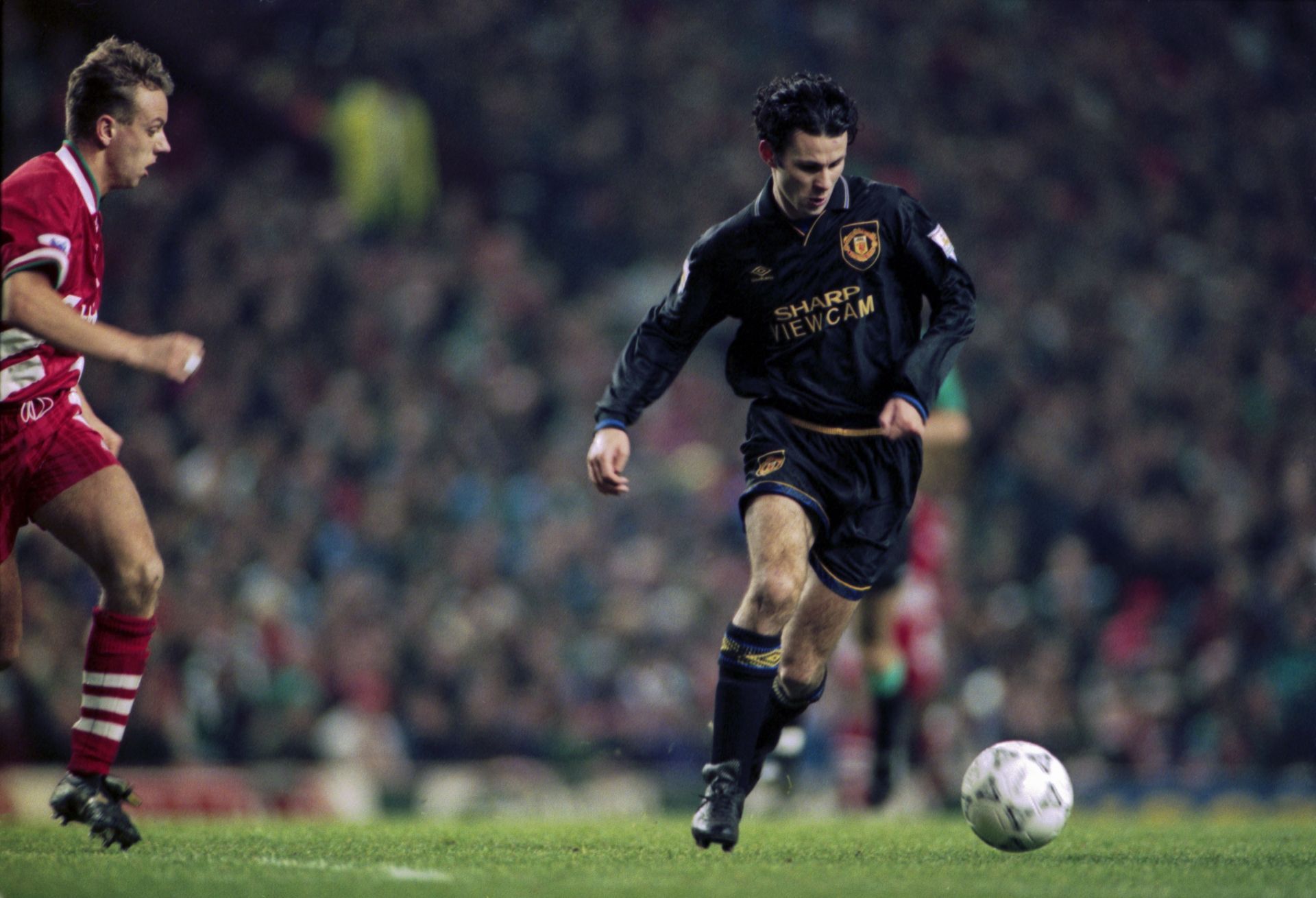 Giggs earned a senior contract on the day he turned he 17