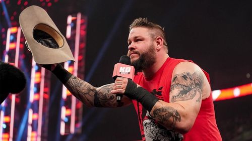 Kevin Owens wore a cowboy hat on RAW this week.