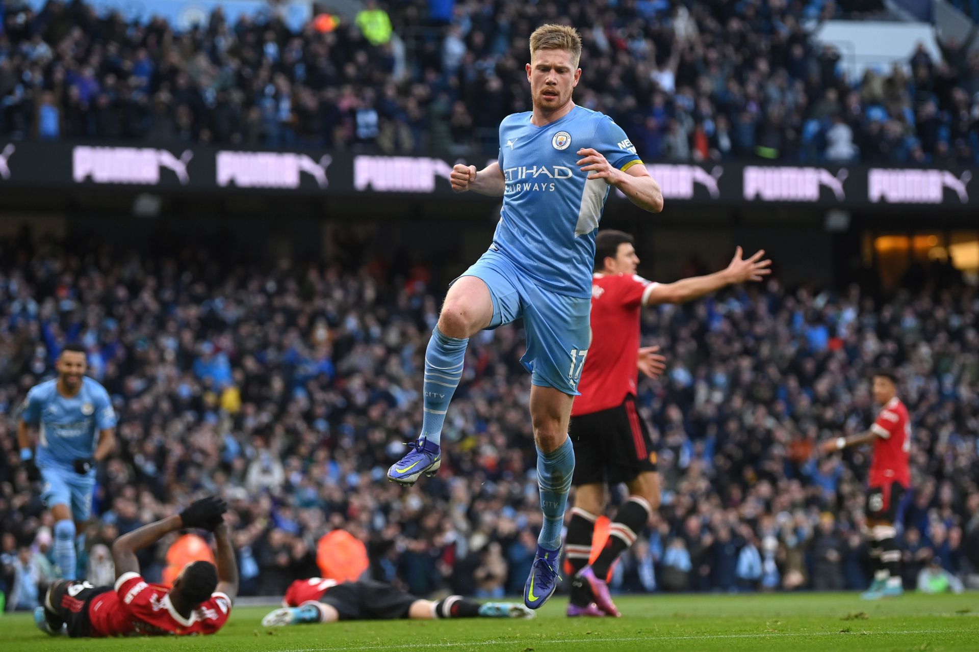 Kevin De Bruyne celebrates after scoring a goal