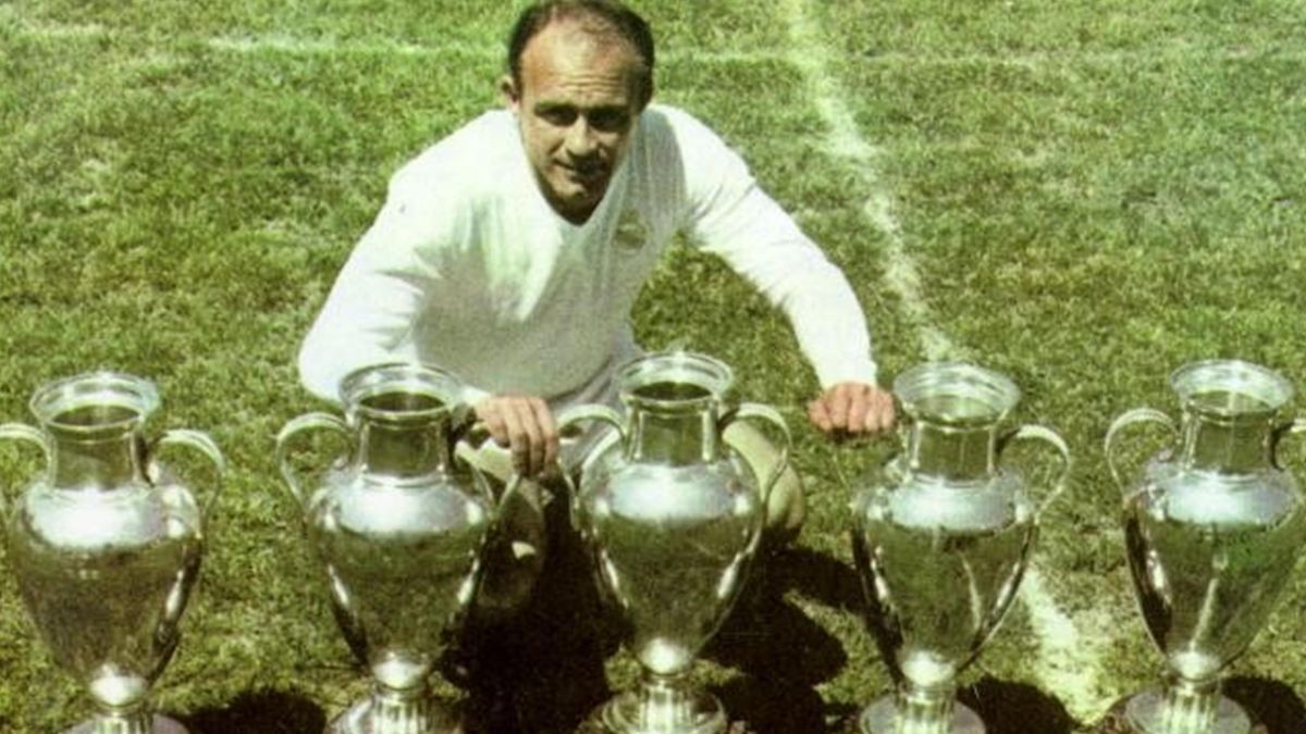 Alfredo Di Stefano of Real Madrid