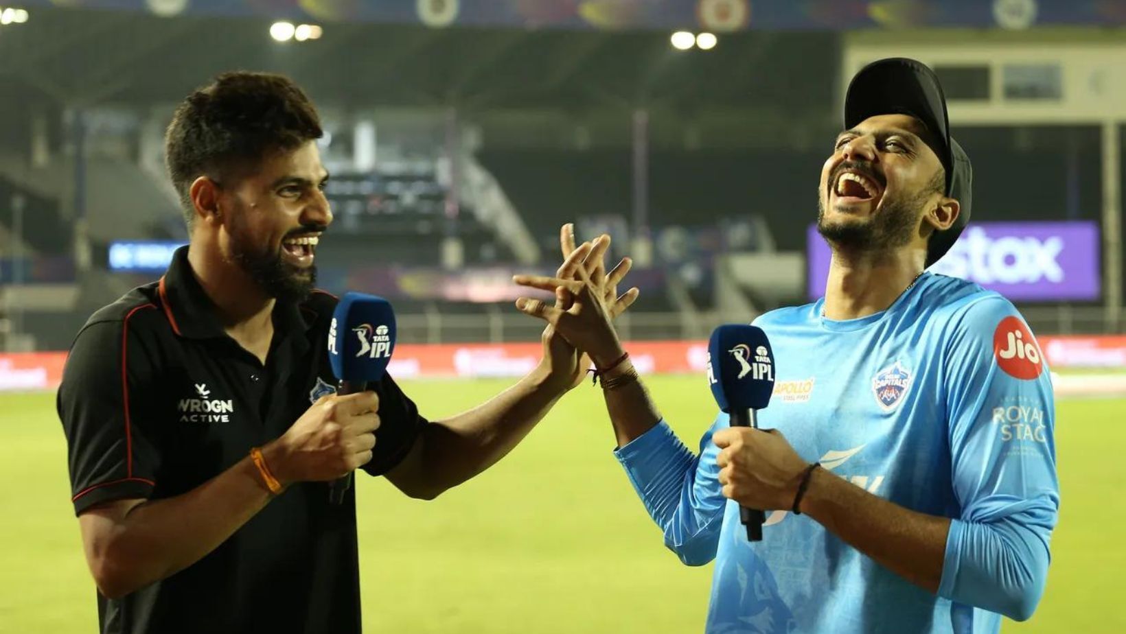 Lalit Yadav (L) and Axar Patel (R) after their match-winning partnership. (PC: IPL)