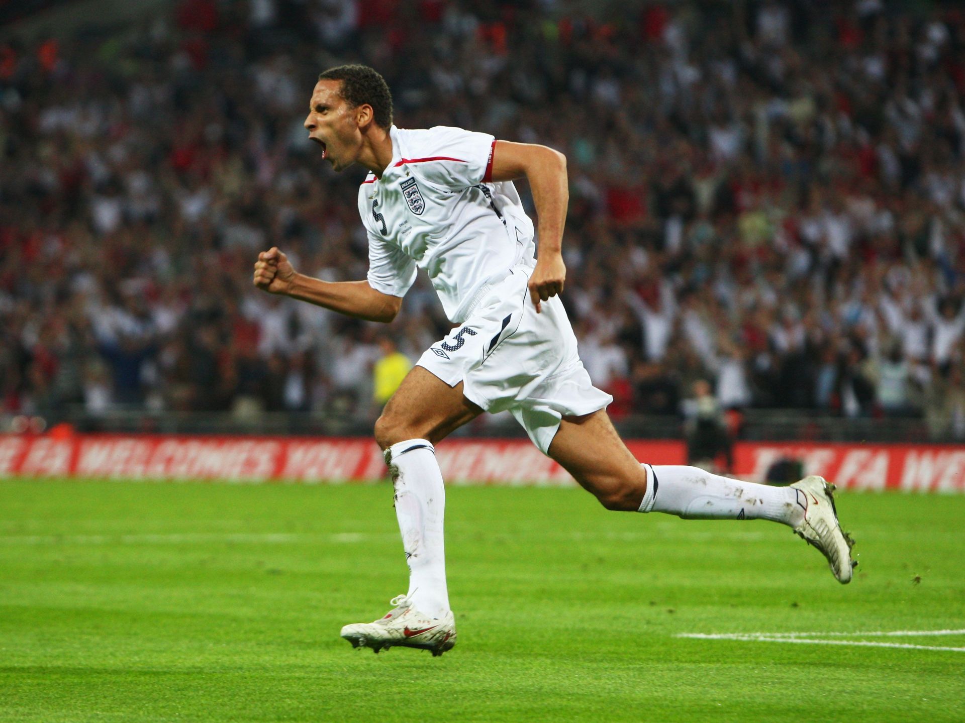 Rio Ferdinand, like many English greats, couldn't win an international trophy