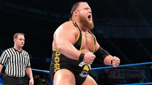 Otis talks about his old beard and new gimmick