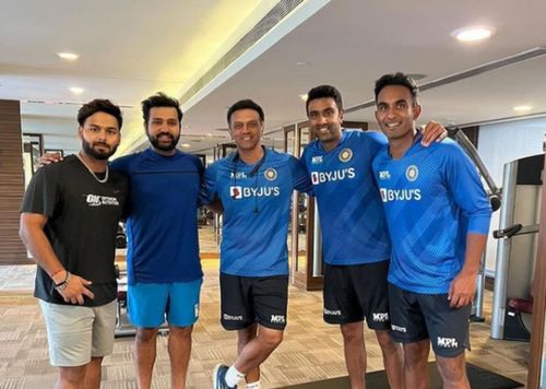 Rishabh Pant, Rohit Sharma, Rahul Dravid, Ravichandran Ashwin, and Jayant Yadav. (PC: Instagram)