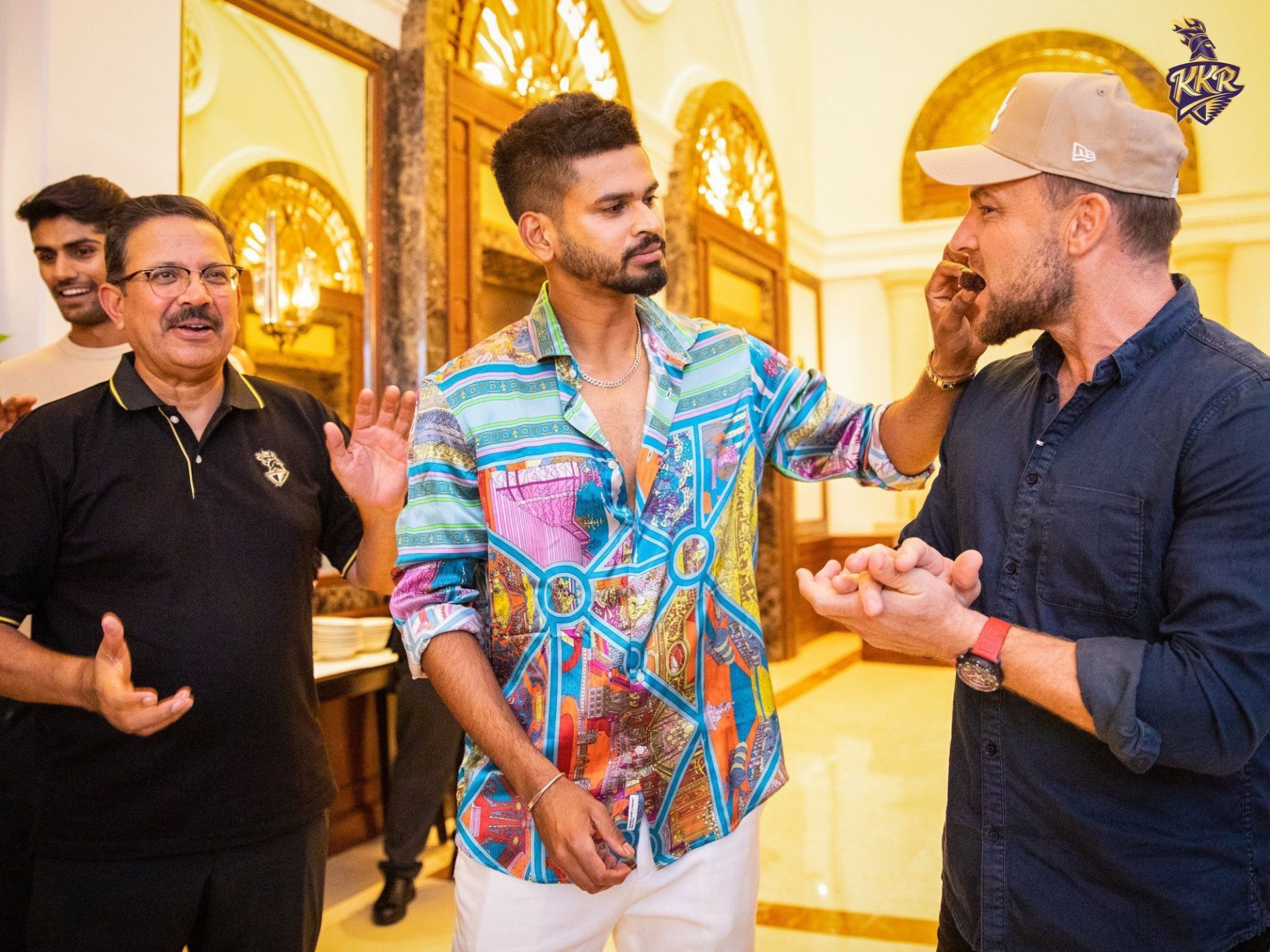 Shreyas Iyer with KKR support staff members (PC: KKR/Twitter)