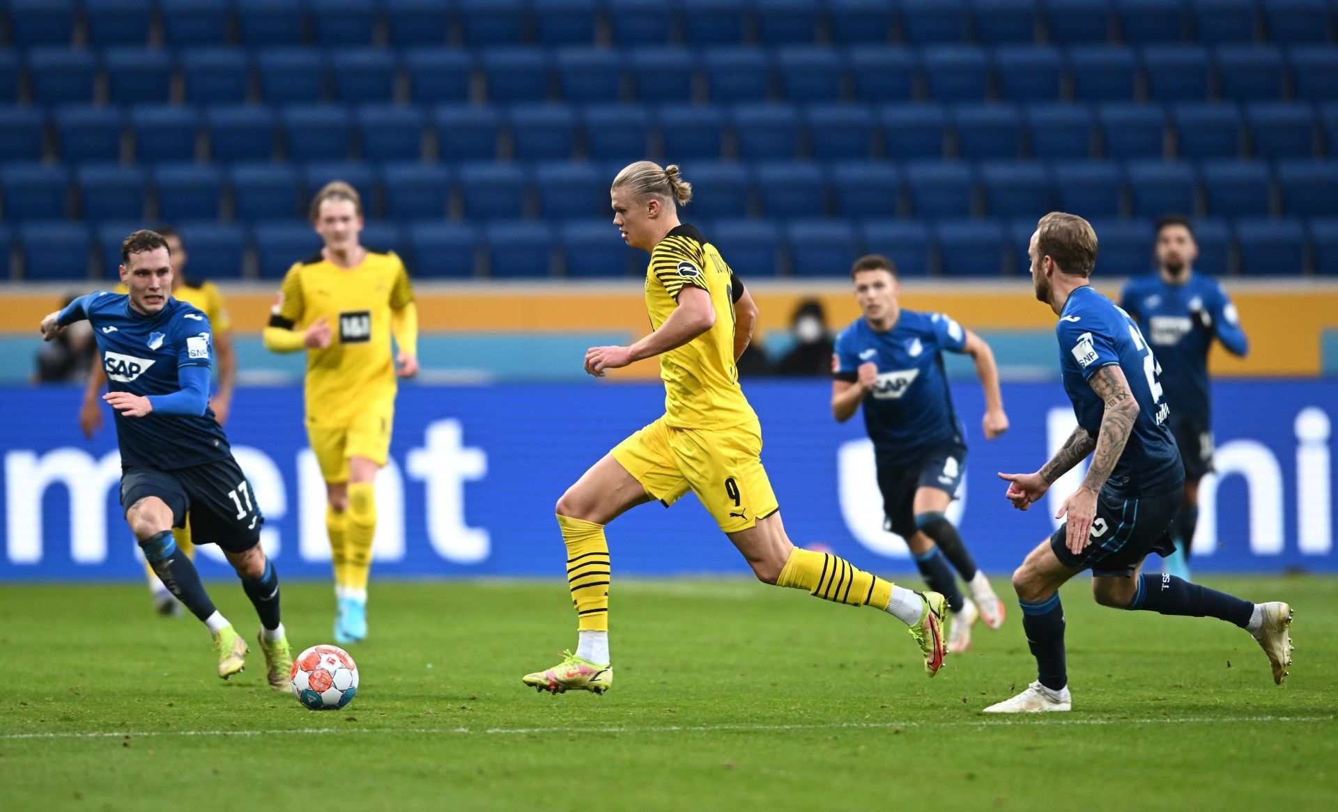 TSG Hoffenheim vs Borussia Dortmund - Bundesliga