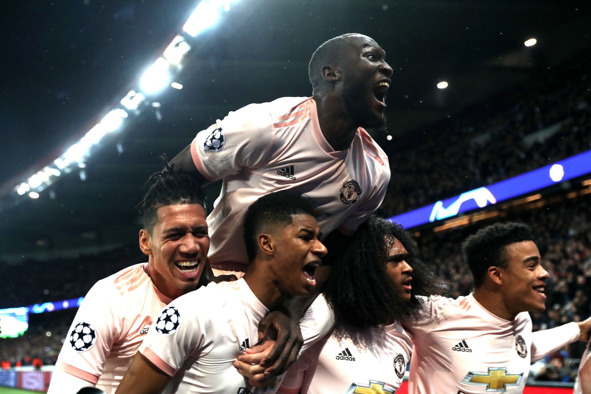 Paris Saint-Germain v Manchester United - UEFA Champions League Round of 16: Second Leg