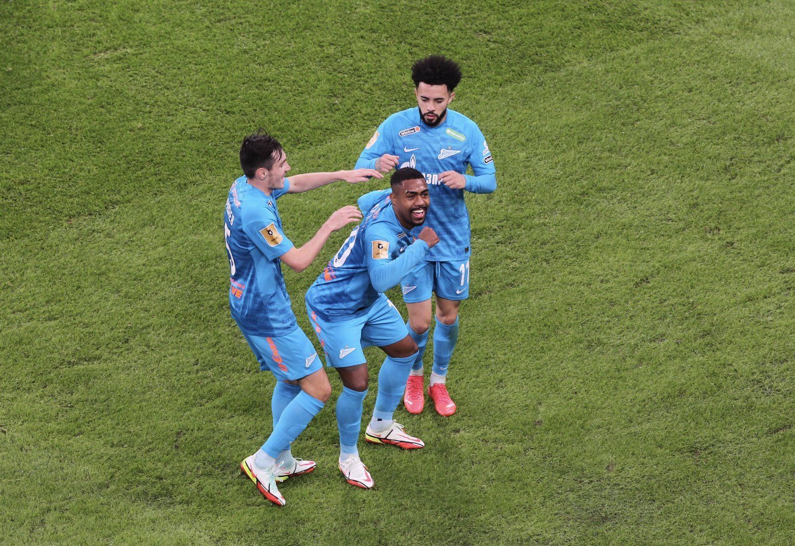 Zenit St. Petersburg players celebrate a goal in their recent RPL match (Image: Twitter/FC Zenit)