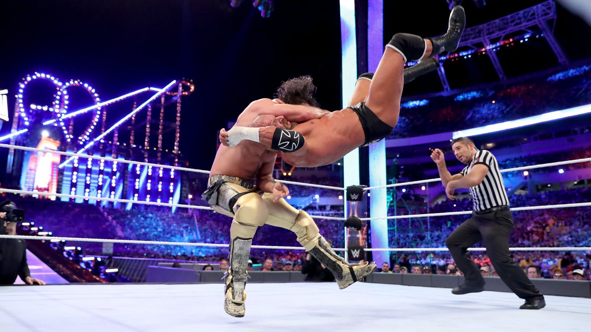 Seth Rollins picked up a huge win at WrestleMania 33