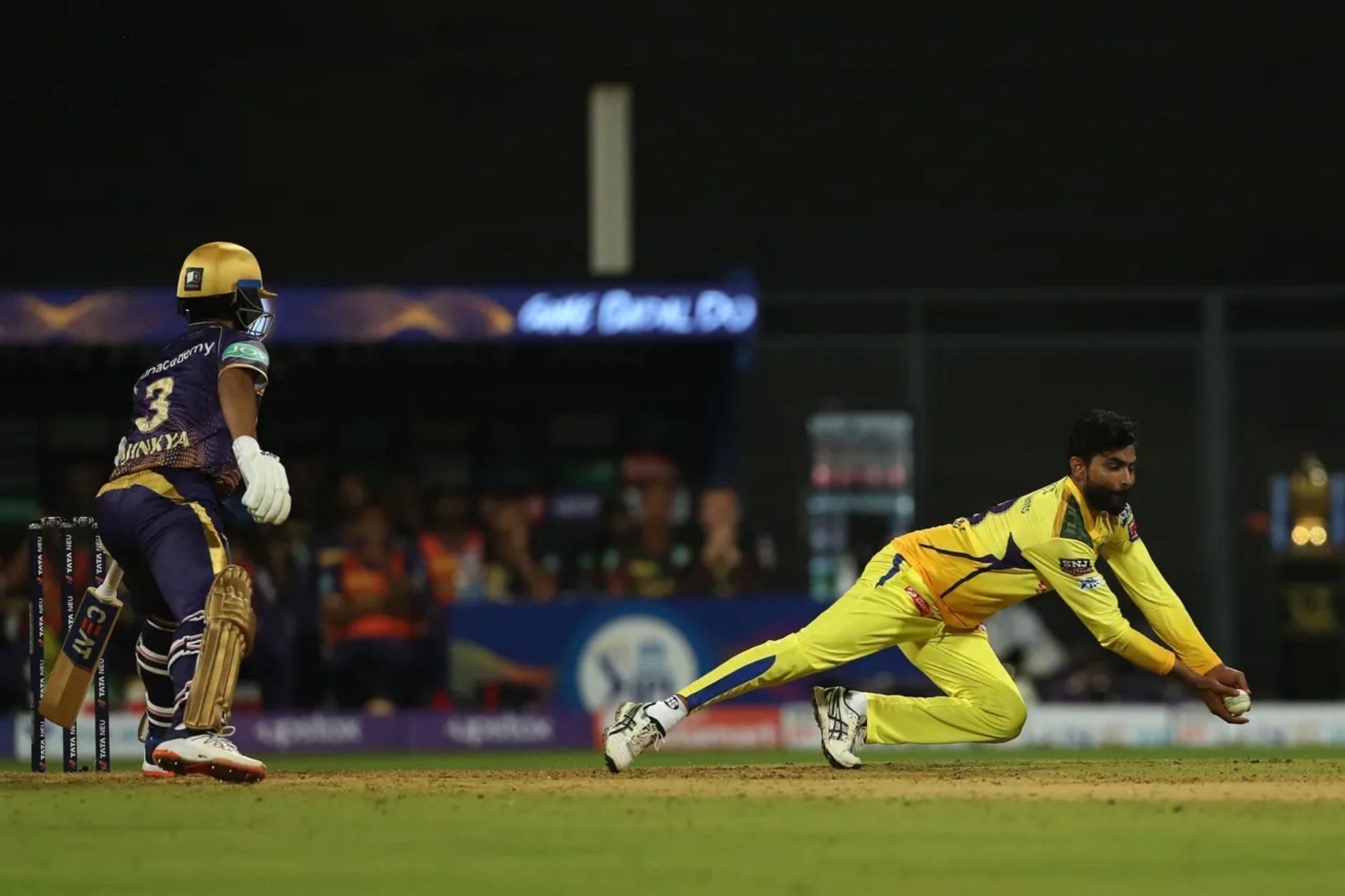 रविंद्र जडेजा फील्डिंग के दौरान (Photo Credit - IPL)