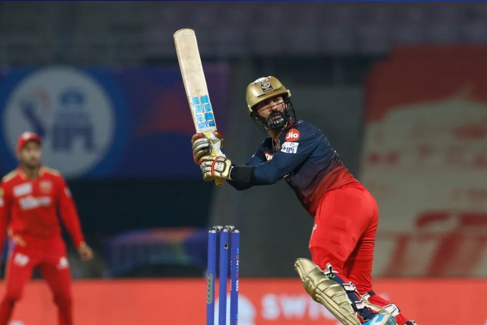 Dinesh Karthik played a fiery cameo at No. 4 for RCB