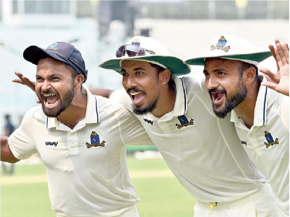 (L to R) Mukesh Kumar, Ishan Porel and Akash Deep form Bengal&#039;s fearsome pace trio. Image: The Telegraph