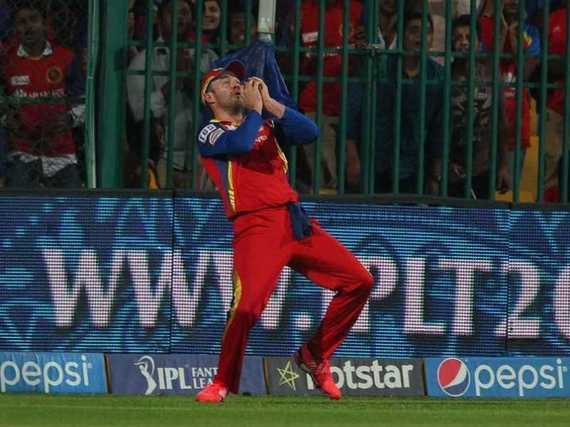 AB de Villiers holds on to a catch. Pic: BCCI