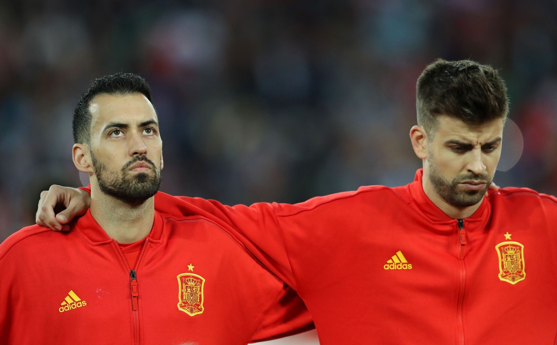 Sergio Busquets (L) and Gerard Pique (R) are nearing the end of their careers.