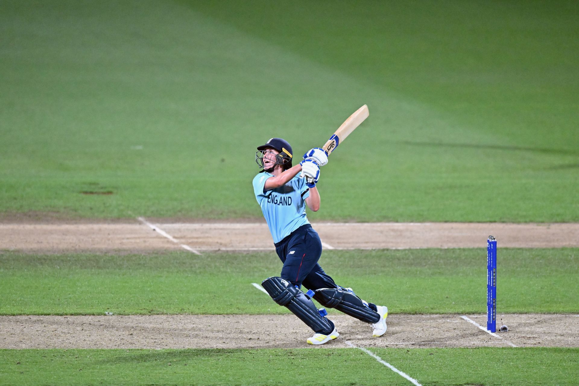 Nat Sciver pulled out an innings out of the top-drawer in England's Women's World Cup opener